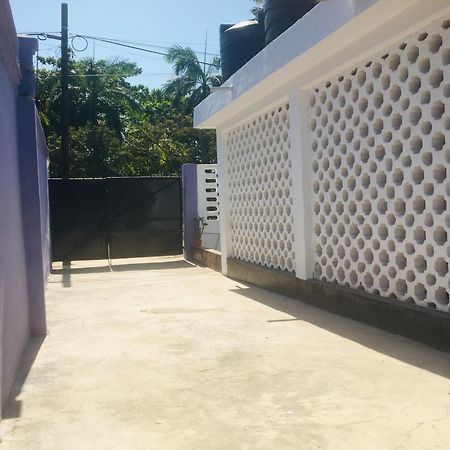 Serenity Homestay Dar es Salaam Exteriér fotografie